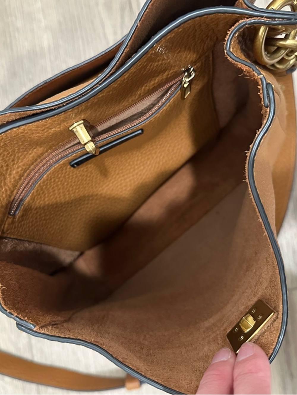 Rebecca Minkoff Darren Shoulder Bag Caramello VGUC tan leather crossbody purse - Picture 10 of 12